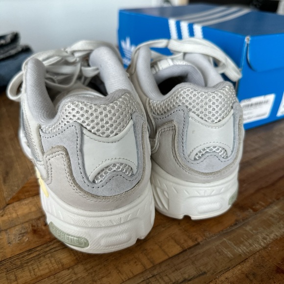 Adidas Temper Run Sneakers - Picture 4 of 6